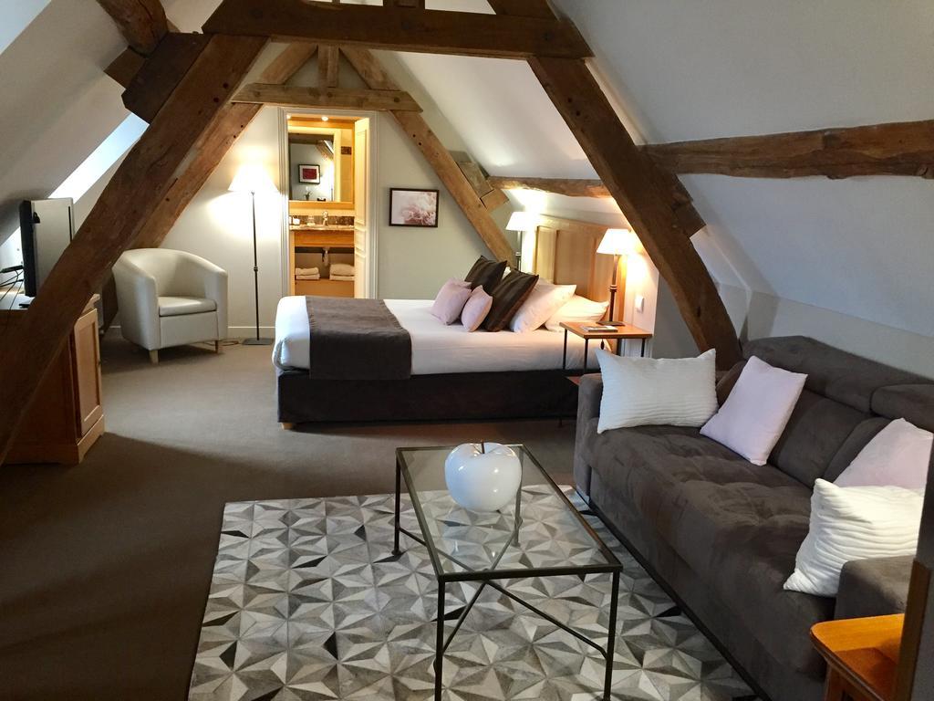 Hotel Saint-Laurent, The Originals Relais Монфор-л'Амори Экстерьер фото